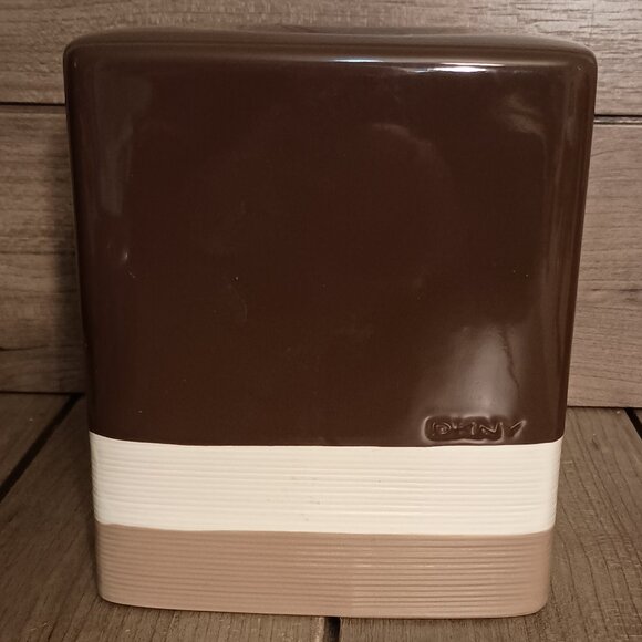DKNY Donna Karan Tissue Box Cover Brown White Beige - Picture 1 of 10